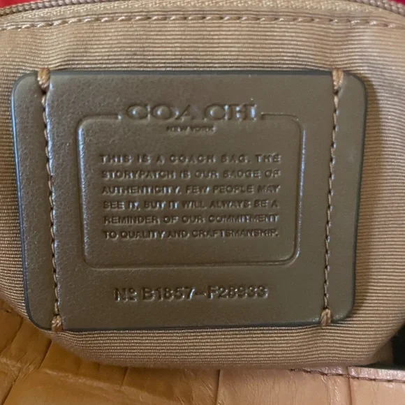 Coach Purse - Designer Bag - Picture 4 of 4